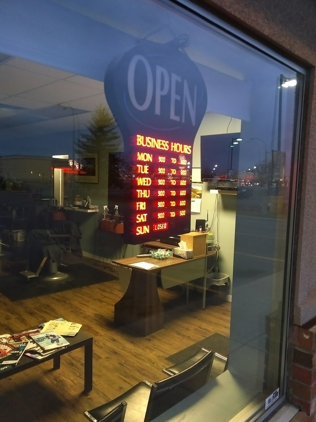 Sam & Joes Barber Shop | 1203 16 St SE, High River, AB T1V 2B1, Canada | Phone: (403) 652-7458