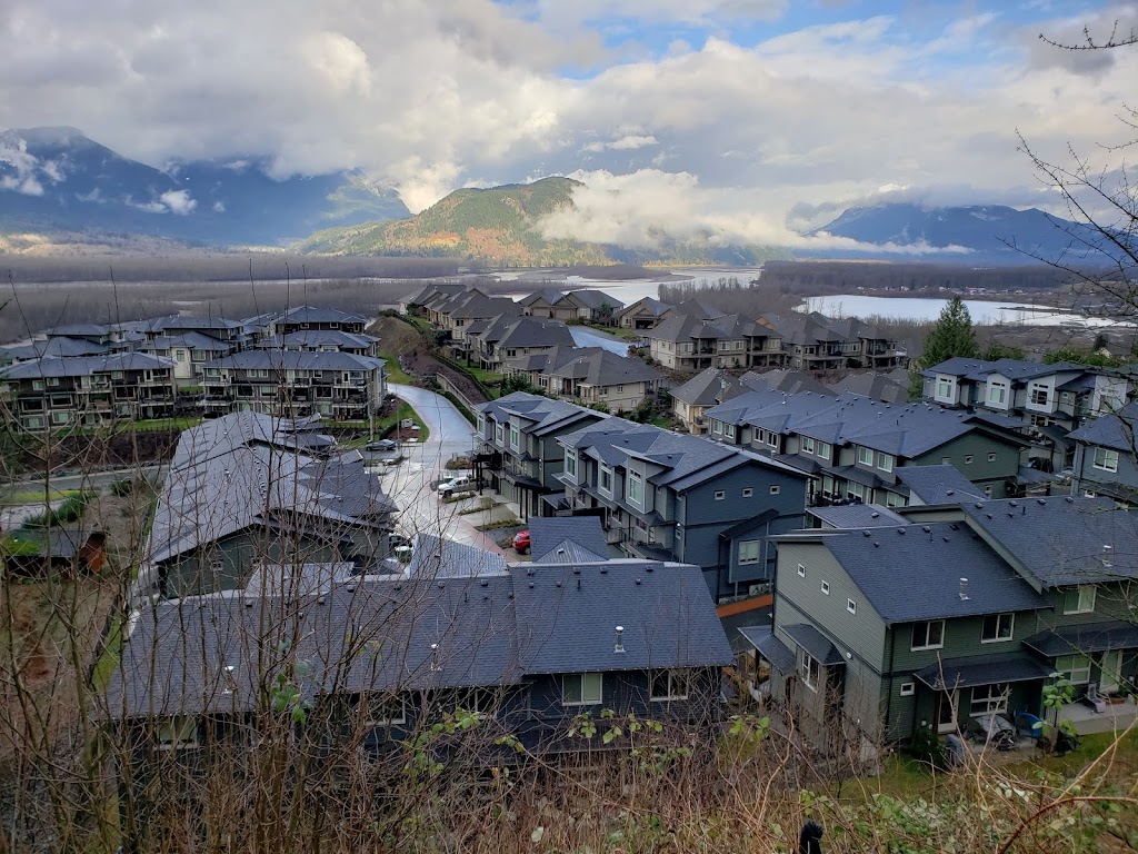 Reflections at Cedar Sky | 43680 Chilliwack Mountain Rd, Chilliwack, BC V2R 0X5, Canada | Phone: (604) 991-8250