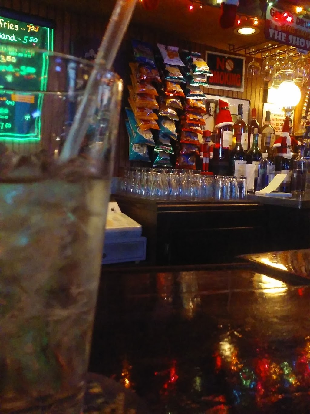Neighbors Sports Bar & Grill | 659 Cleveland Dr, Cheektowaga, NY 14225, USA | Phone: (716) 832-4091