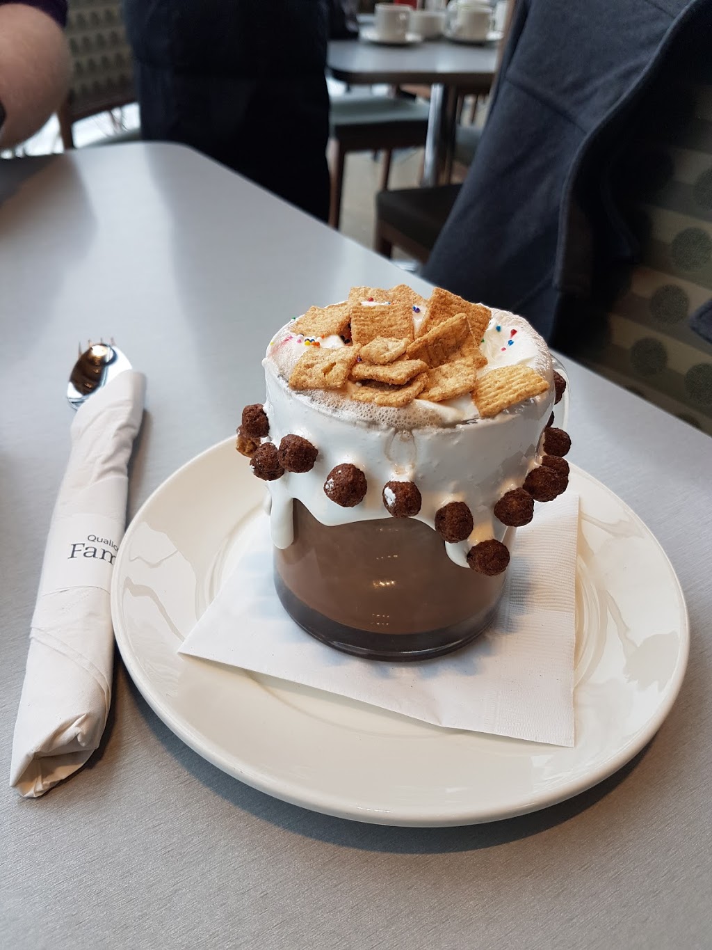 Park Cafe | 330 Assiniboine Park Dr, Winnipeg, MB R3P 2N7, Canada | Phone: (204) 927-6080