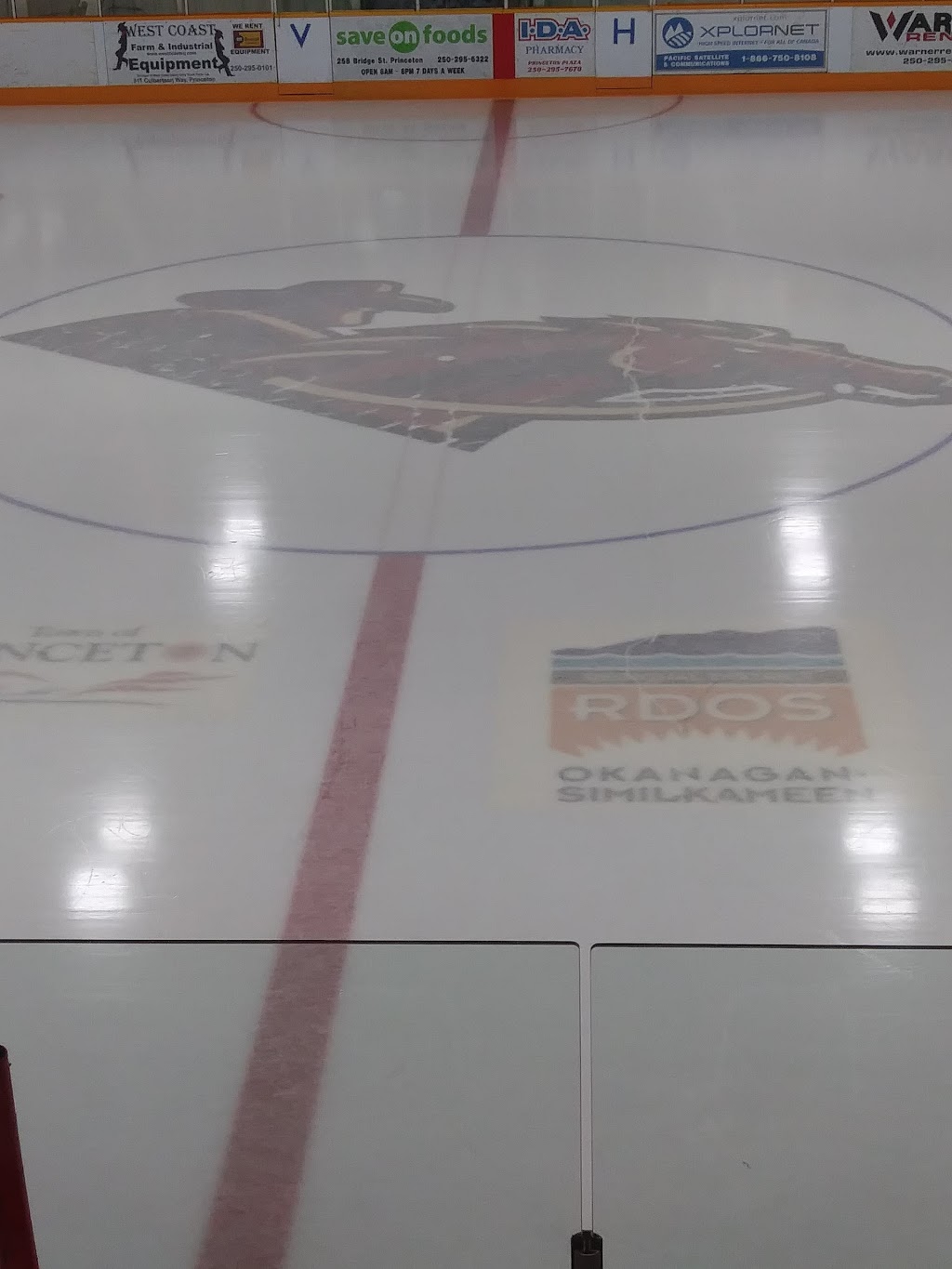 Princeton & District Arena | 167 Old Hedley Rd, Princeton, BC V0X 1W0, Canada | Phone: (250) 295-7222