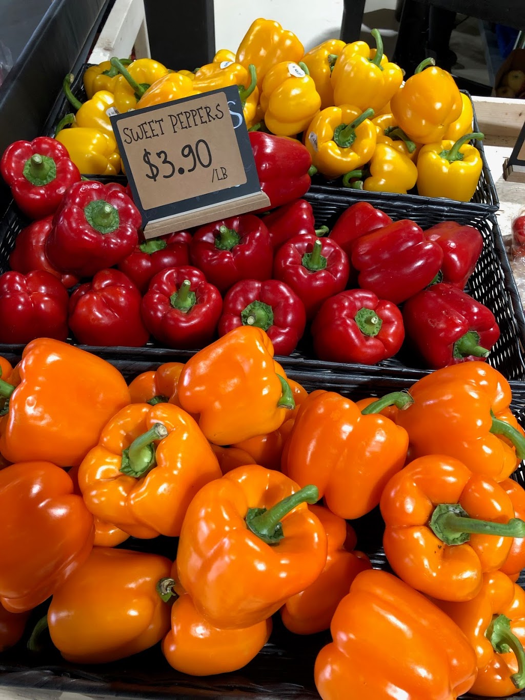 Your Farm Market - Woodstock | 39 Young St, Woodstock, ON N4S 3L6, Canada | Phone: (519) 320-0023