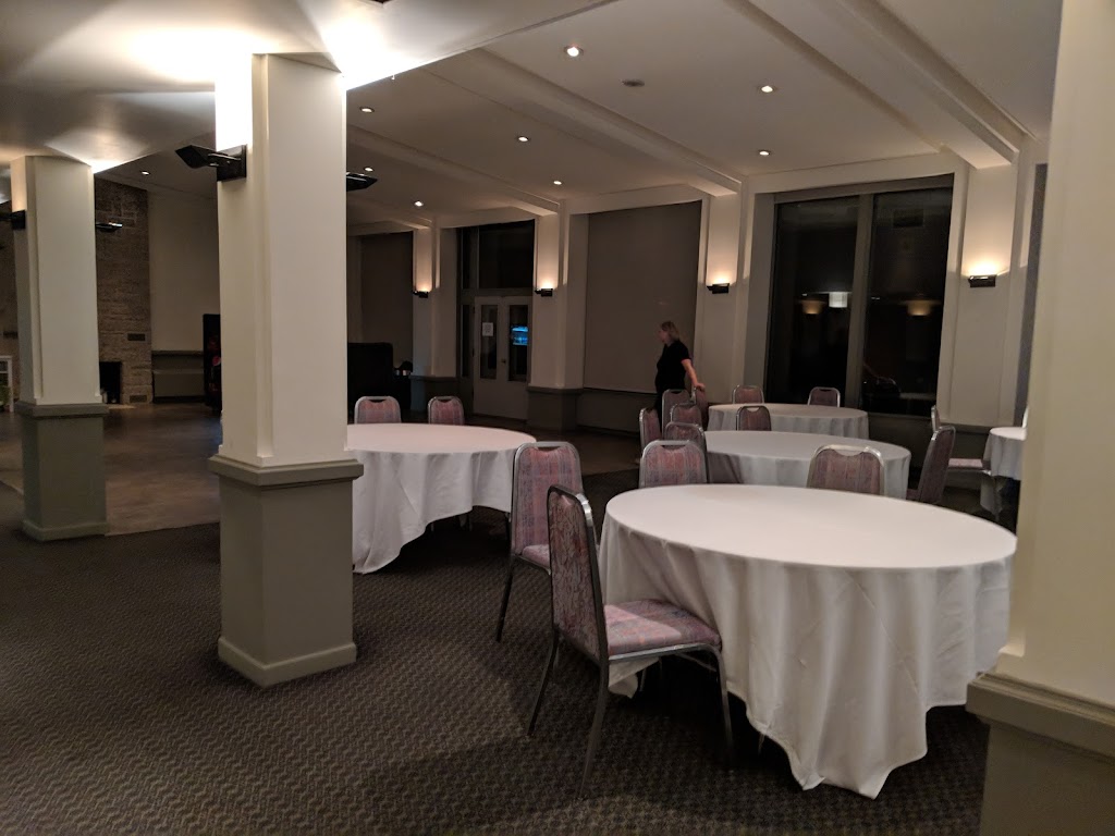 Glendale Golf & Country Club | 400 Augier Ave, Winnipeg, MB R3K 1S4, Canada | Phone: (204) 832-1306