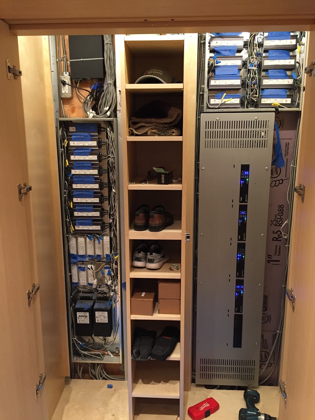 Pro-line Electric | 6657 Aubrey St, Burnaby, BC V5B 2E3, Canada | Phone: (604) 802-9971