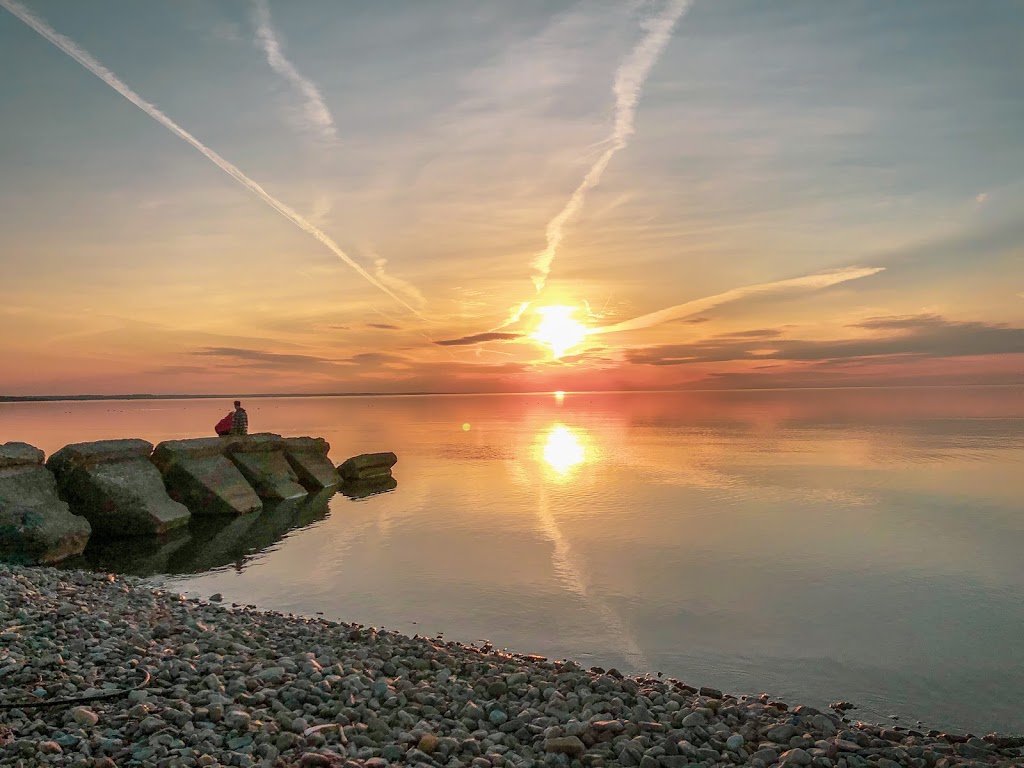 Sunset Beach | 1 Lombardy Ave, St. Catharines, ON L2M 1H8, Canada | Phone: (905) 688-5600