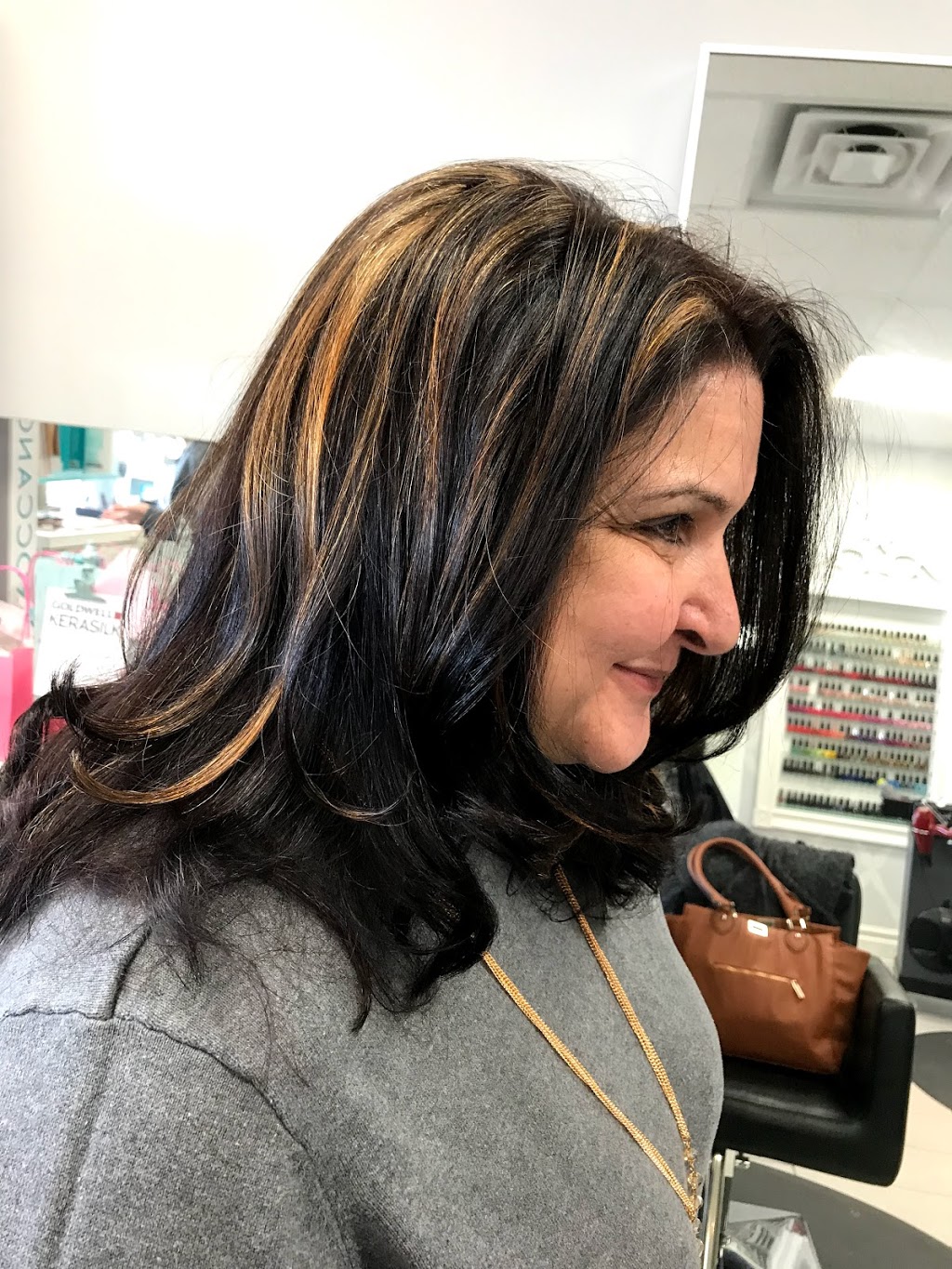 Hairology Beauty Studio | 9100 Jane St unit 17b, Concord, ON L4K 0A4, Canada | Phone: (905) 597-9430