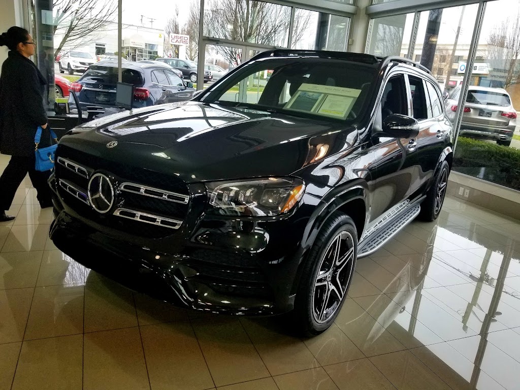 Three Point Motors | 2546 Government St, Victoria, BC V8T 4P7, Canada | Phone: (250) 385-6737