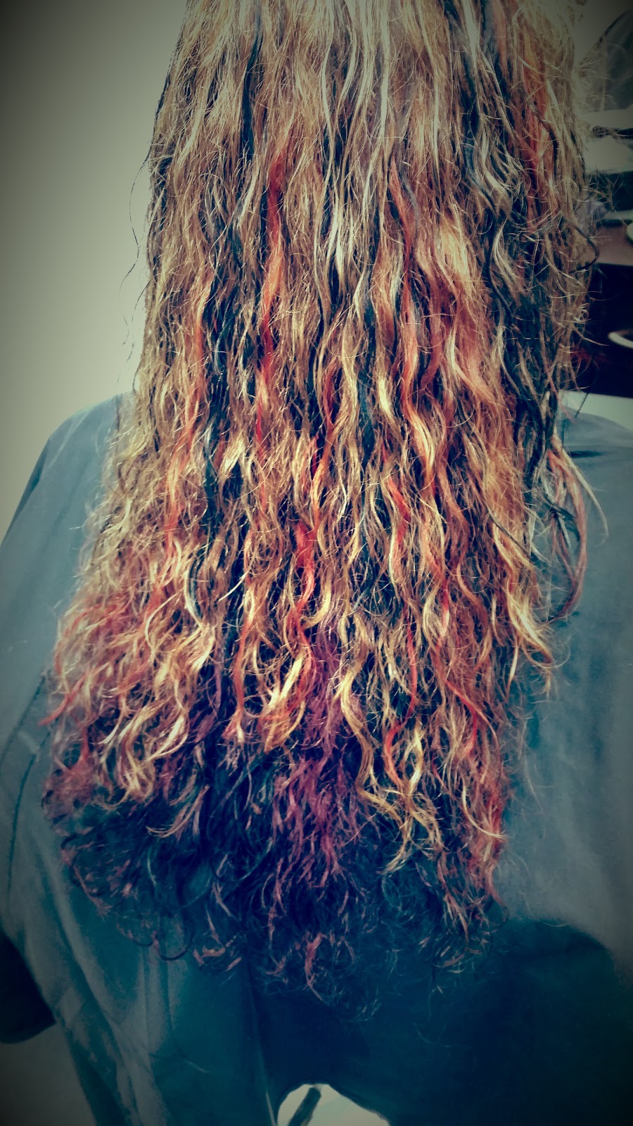 Scissor Over Comb | 225 Fairview Dr, Brantford, ON N3R 7E3, Canada | Phone: (519) 758-0759