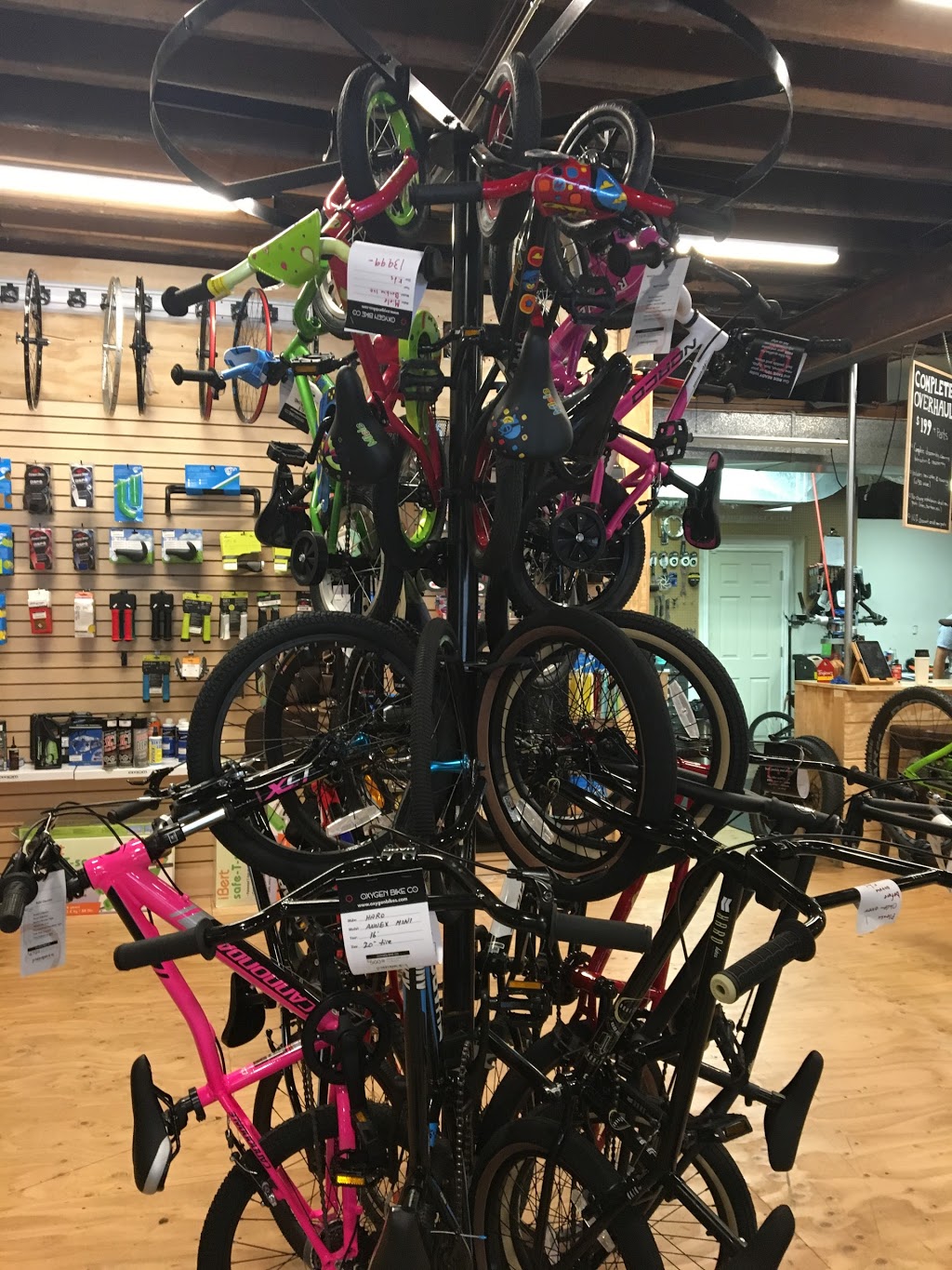 Oxygen Bike Co. | 3267 Lake Shore Blvd W, Etobicoke, ON M8V 1M2, Canada | Phone: (416) 259-2453