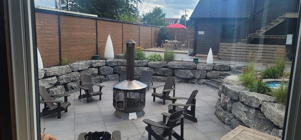 Hotel-Chalet Spa Nordique | 479 Rue Desrochers, Saint-Donat-de-Montcalm, QC J0T 2C0, Canada | Phone: (514) 819-9087