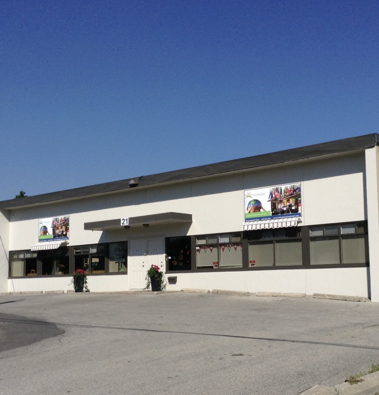 Rocking Horse Montessori School and Day Care | 21 Guardsman Rd, Thornhill, ON L3T 6L2, Canada | Phone: (905) 764-3933