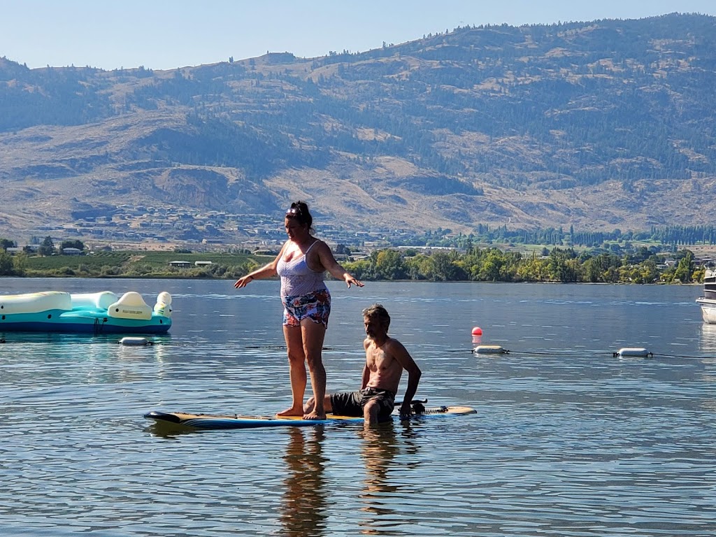 Waltons Lakefront Resort | 3207 Lakeshore Dr, Osoyoos, BC V0H 1V6, Canada | Phone: (250) 495-7033