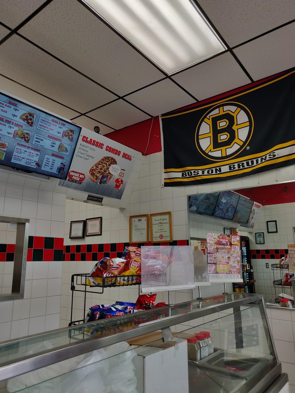 Square Boy Pizza | 555 Rossland Rd E, Oshawa, ON L1K 1K8, Canada | Phone: (905) 725-5853