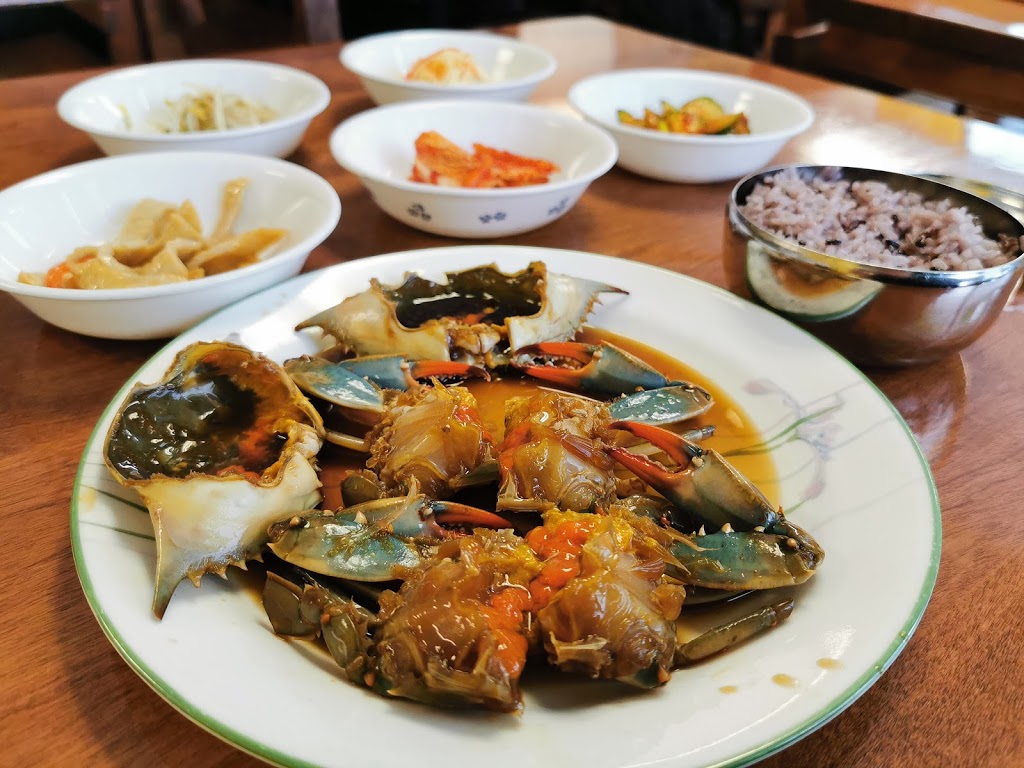 Finch JungSooNae (Jung Soo Nae) 핀치 정수네 뚝배기 | 5754 Yonge St, North York, ON M2M 3T6, Canada | Phone: (416) 222-4267