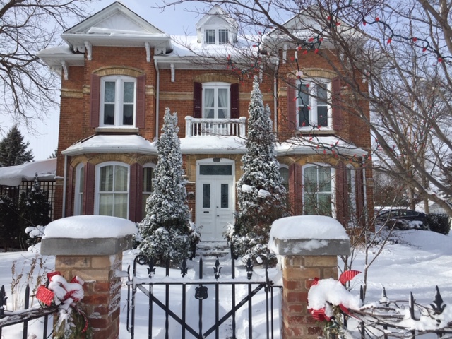 Joseph Lawrence House B&B | 492 Hurontario St, Collingwood, ON L9Y 2N1, Canada | Phone: (705) 441-6646