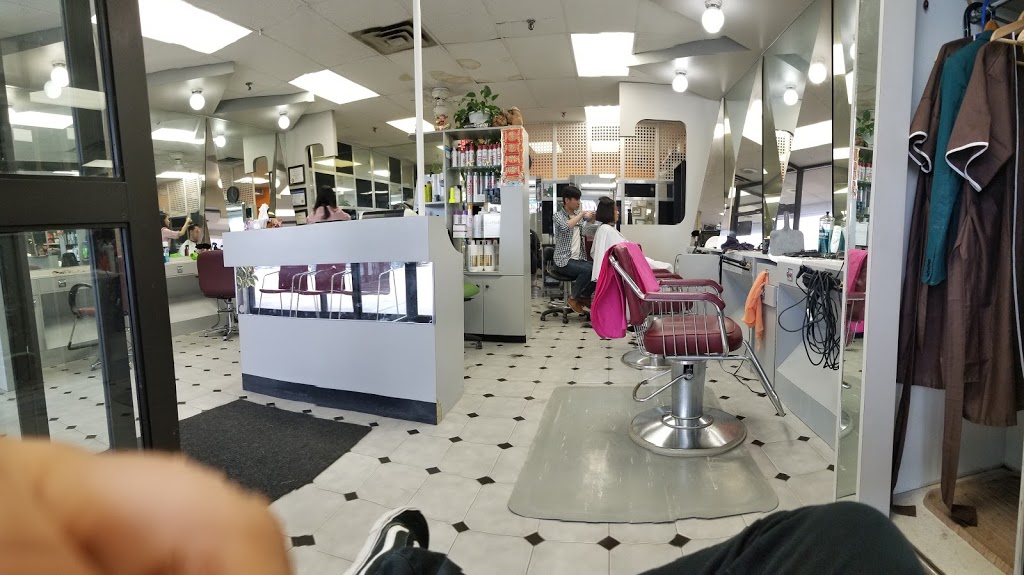 Gondola Hair Design | 2580 Birchmount Rd, Scarborough, ON M1T 2M5, Canada | Phone: (416) 291-2119