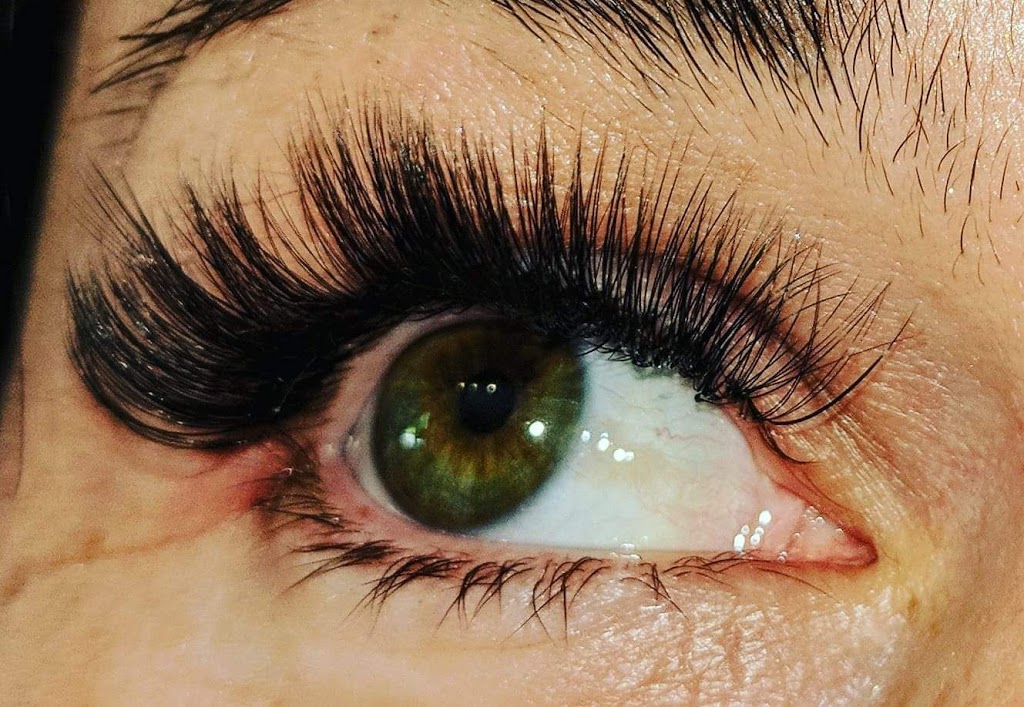 Distinction Beauté Esthétique | 474 Rue Principale, Saint-Donat-de-Montcalm, QC J0T 2C0, Canada | Phone: (819) 217-5672