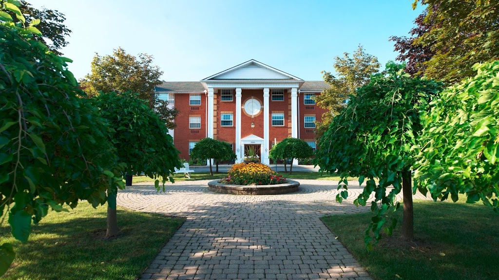 Revera Lundy Manor | 7860 Lundys Ln, Niagara Falls, ON L2H 1H1, Canada | Phone: (905) 356-1511