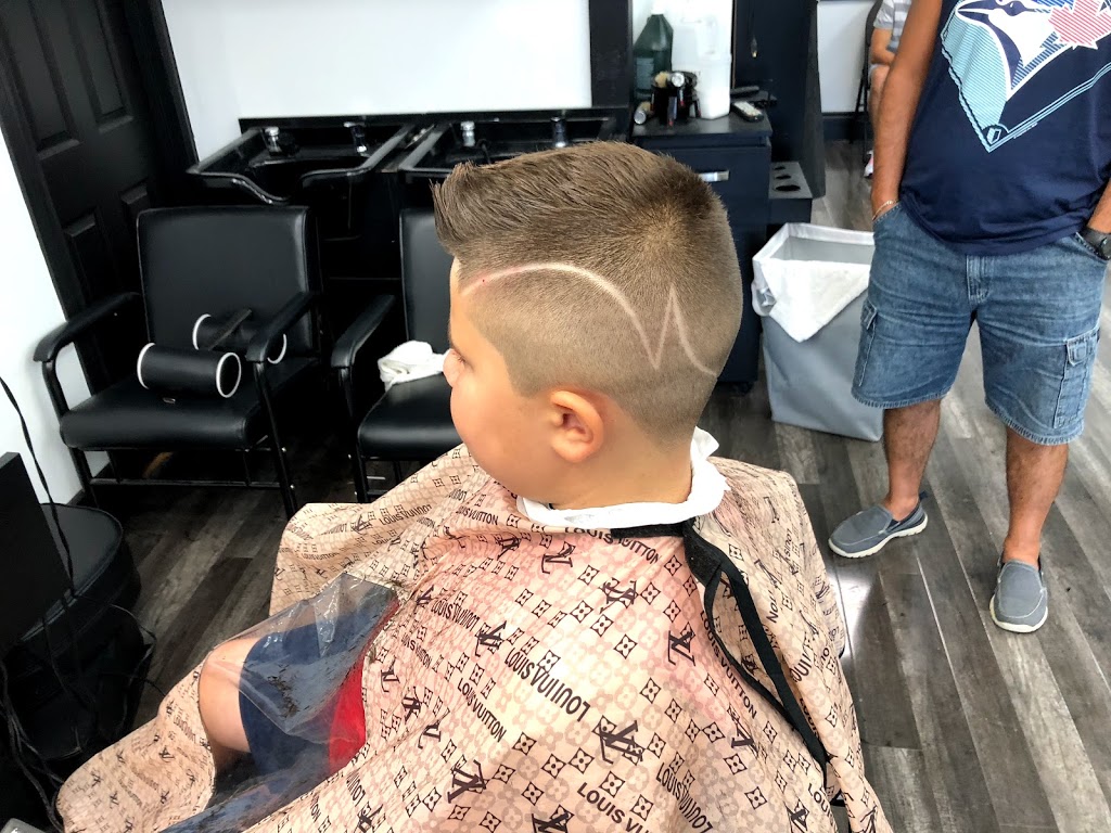 Golden Touch Barber Shop | 931 Fennell Ave E, Hamilton, ON L8V 1W9, Canada | Phone: (905) 318-6669