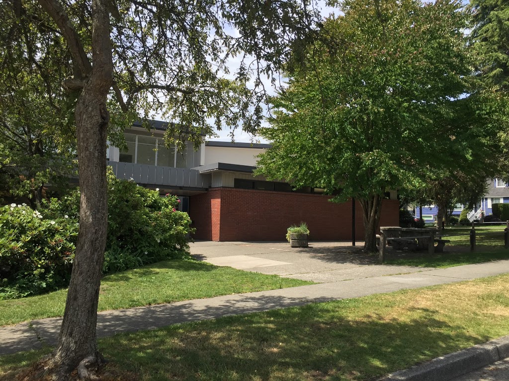Dr. R. E. McKechnie Elementary | 7455 Maple St, Vancouver, BC V6P 5P8, Canada | Phone: (604) 713-4952