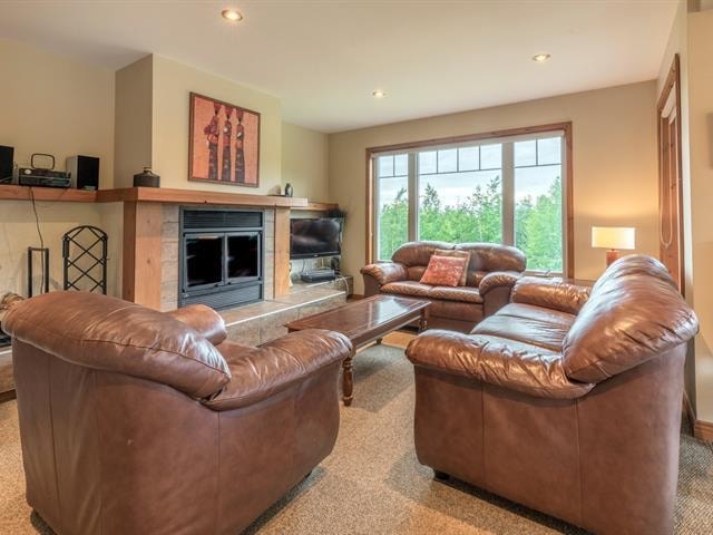 Chalet le Chinook et le Mistral | 6 Chem. de la Vieille-Rivière, Petite-Rivière-Saint-François, QC G0A 2L0, Canada | Phone: (450) 501-1616