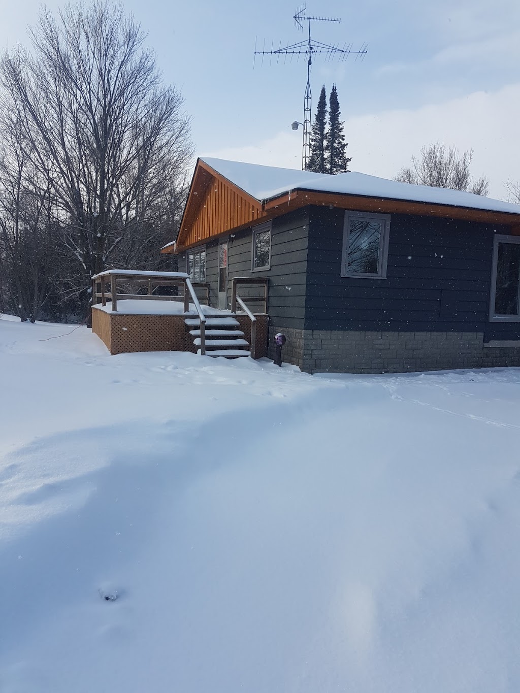 The Rivers Bend RV & Cabin Rentals Inc. | Brock, ON L0K, Canada | Phone: (416) 458-9801