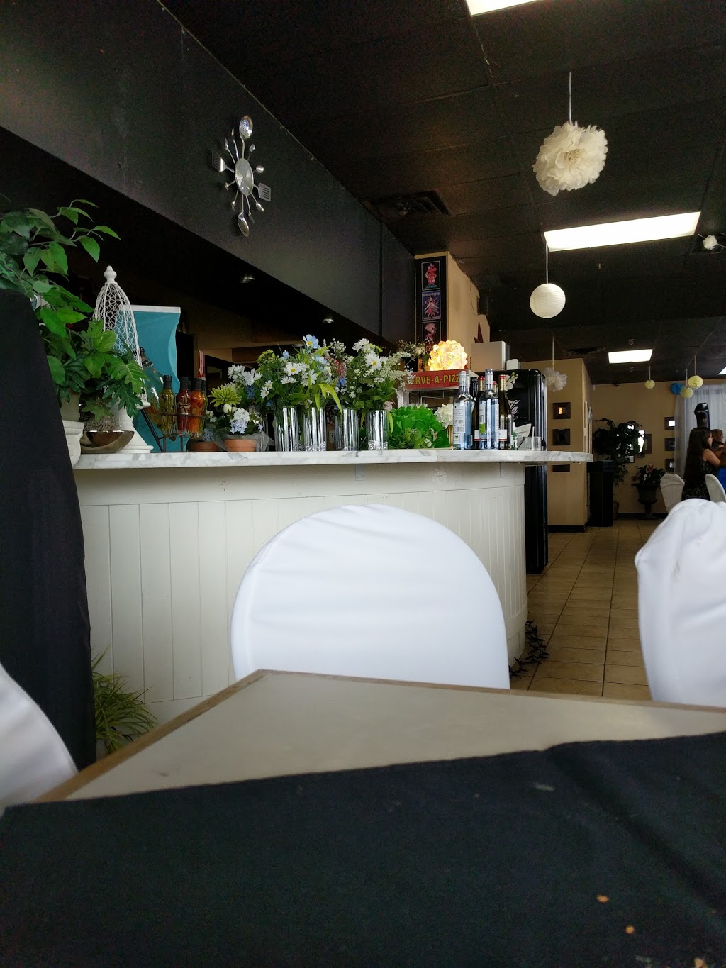 Red Spoon Restaurant | 1076 Cardiff Blvd, Mississauga, ON L5S 1M4, Canada | Phone: (905) 564-0333