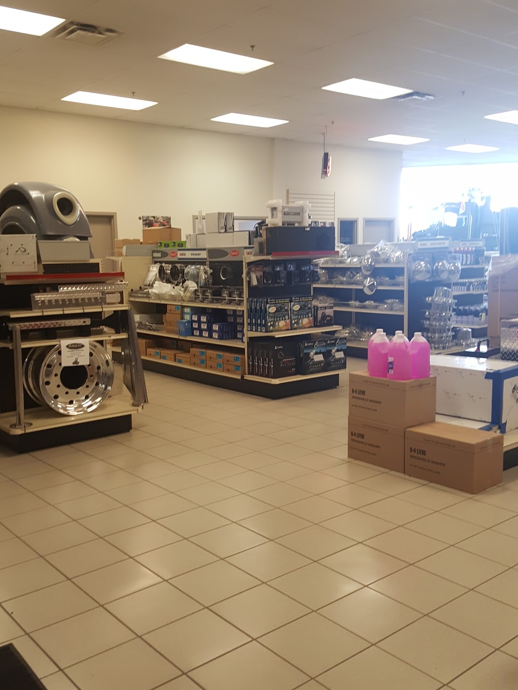 Peterbilt Manitoba | 1895 Brookside Blvd, Winnipeg, MB R2R 2Y3, Canada | Phone: (204) 633-0071