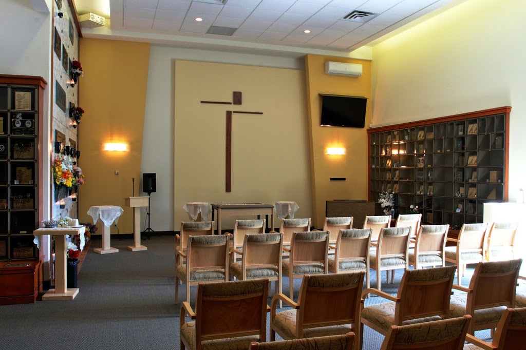 Cimetière Jardin Urgel Bourgie Athos | 2500 Avenue des Perron, Laval, QC H7J 1G5, Canada | Phone: (514) 735-2025