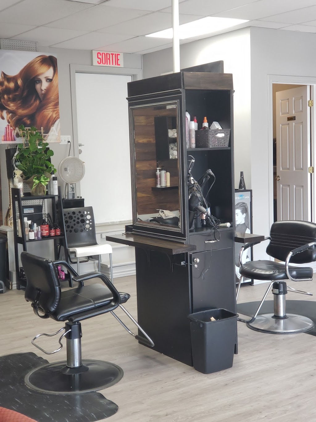 Salon Purfolie | 263 Rue Saint Alphonse-Sud, Thetford Mines, QC G6G 3V7, Canada | Phone: (418) 755-0230
