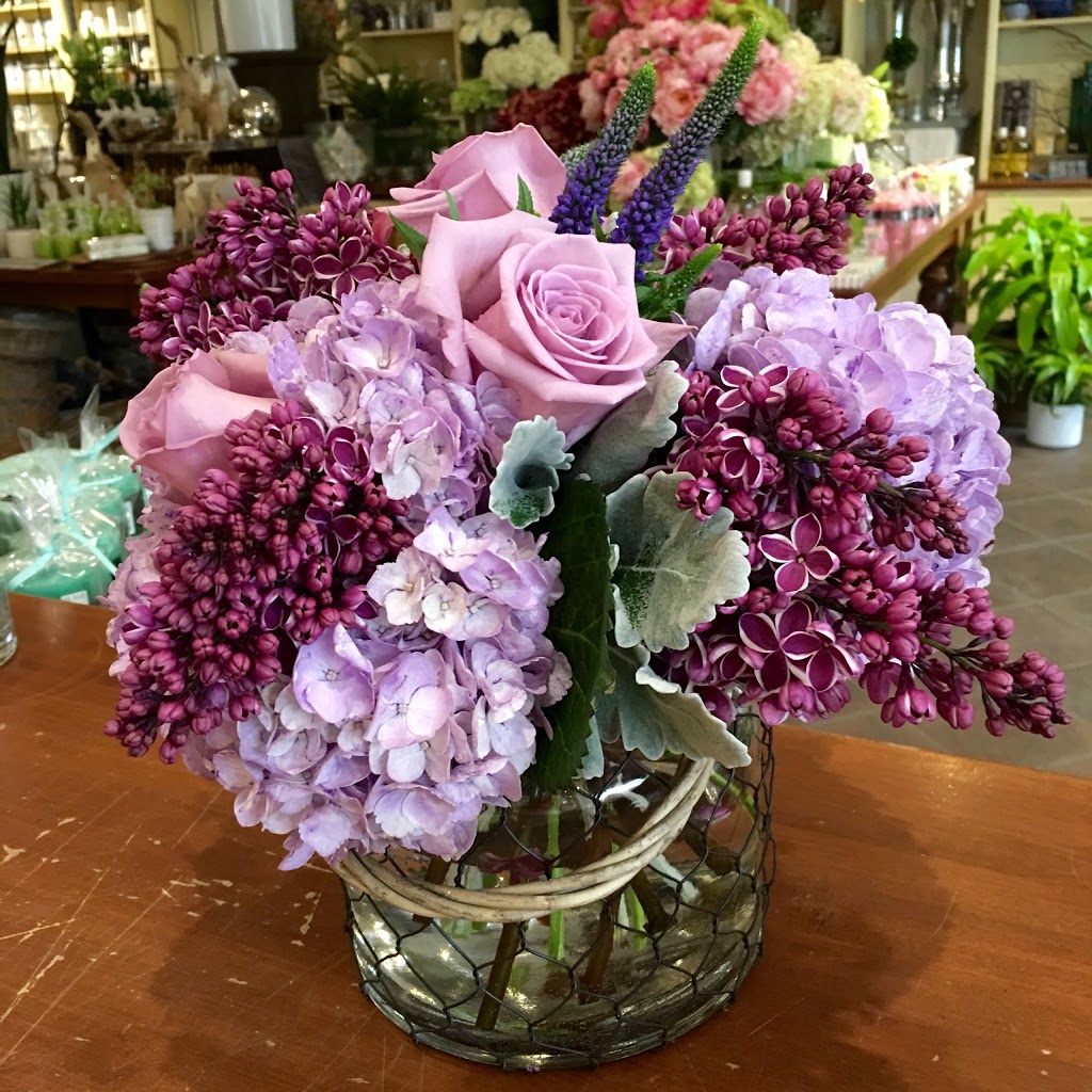Vanderfleet Flowers Florist | 270 The Kingsway, Etobicoke, ON M9A 3T7, Canada | Phone: (416) 234-0550