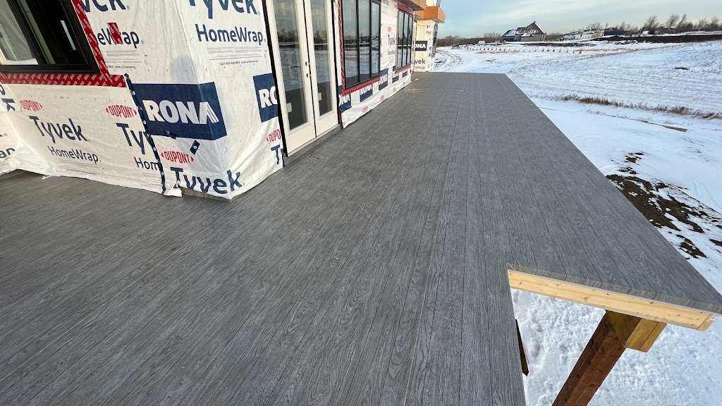 Edmonton Vinyl Decking | 4252 Chichak Cl SW, Edmonton, AB T6W 4B4, Canada | Phone: (780) 860-7788