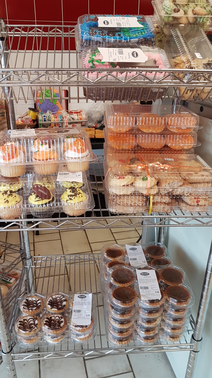 Roma Bakery & Deli | 233 Barton St, Stoney Creek, ON L8E 2K4, Canada | Phone: (905) 662-3900