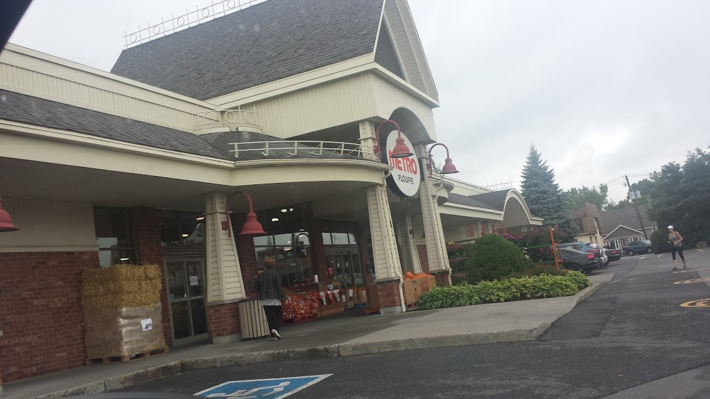 Metro Plouffe Farnham | 450 Rue Meigs, Farnham, QC J2N 2C8, Canada | Phone: (450) 293-3123