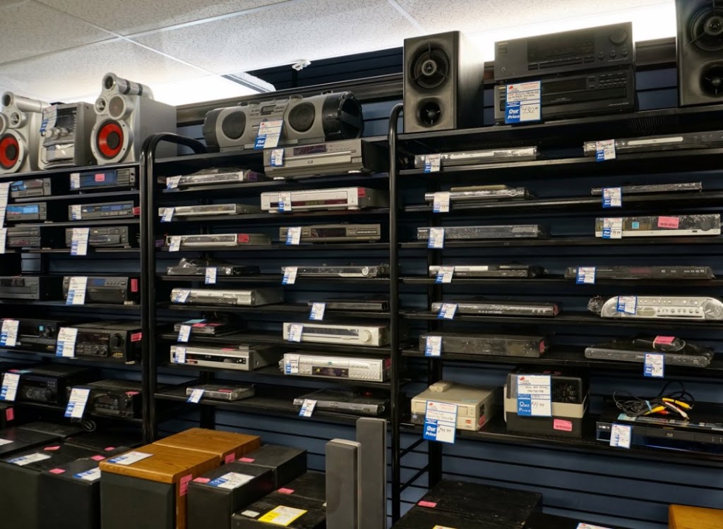 Cash Canada | 3233 17 Ave SE, Calgary, AB T2A 0R1, Canada | Phone: (403) 235-3412