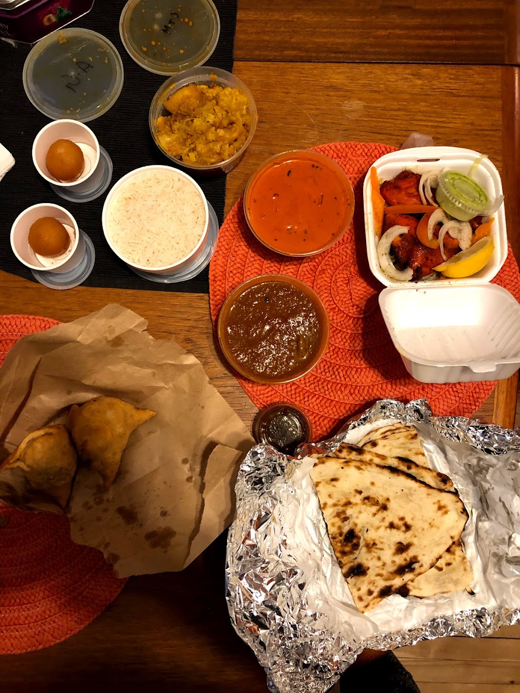 Bombay Mahal Plateau-Mont-Royal | 101 Avenue du Mont-Royal O, Montréal, QC H2T 2S9, Canada | Phone: (514) 303-4331