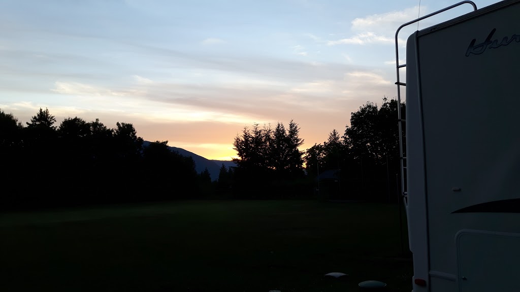 Salmon Arm Elks Hall & Park | 3690 30 Street NE, Salmon Arm, BC V1E 3L1, Canada | Phone: (250) 833-4803