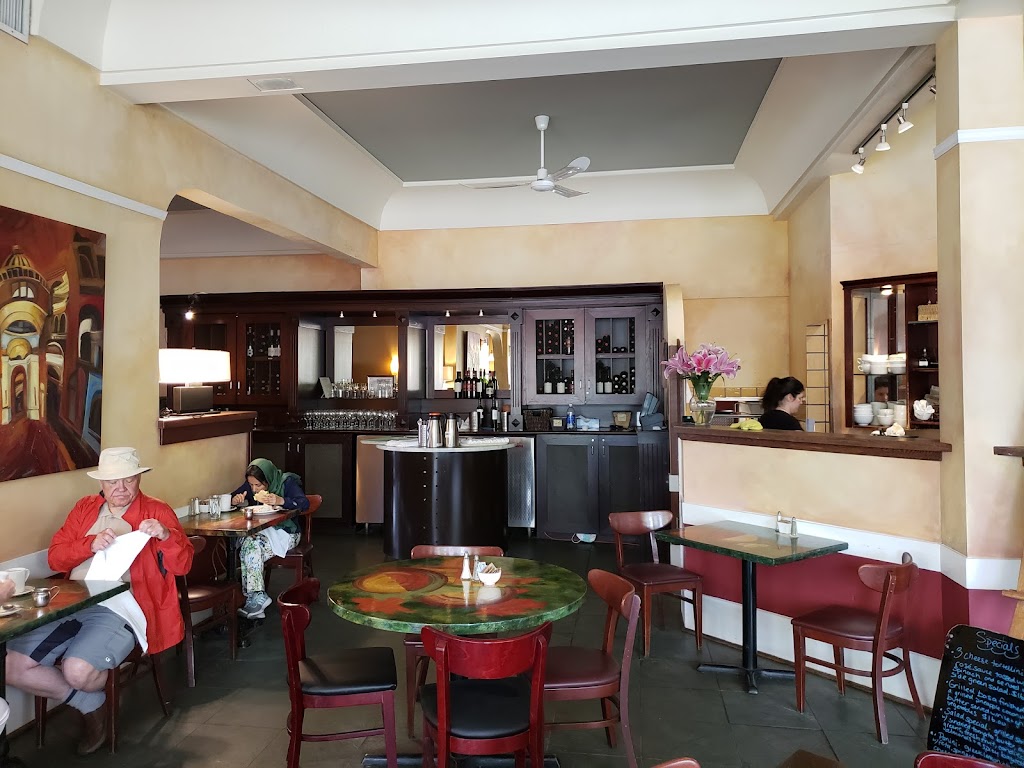Upper Crust | 10909 86 Ave NW, Edmonton, AB T6G 0W8, Canada | Phone: (780) 758-5599