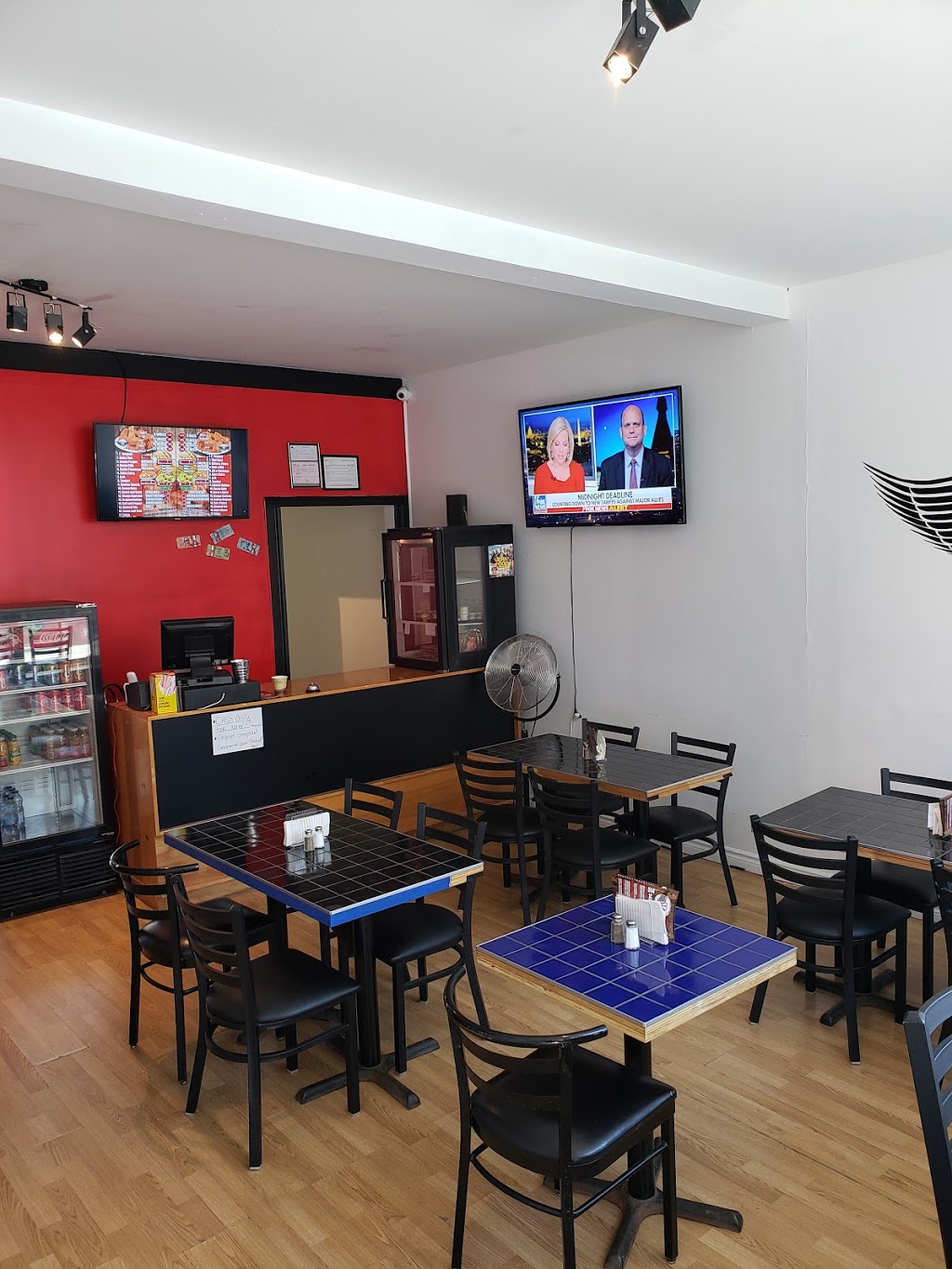 twings | 334 Rue Saint-Jacques, Lachine, QC H8R 1E2, Canada | Phone: (514) 543-9464