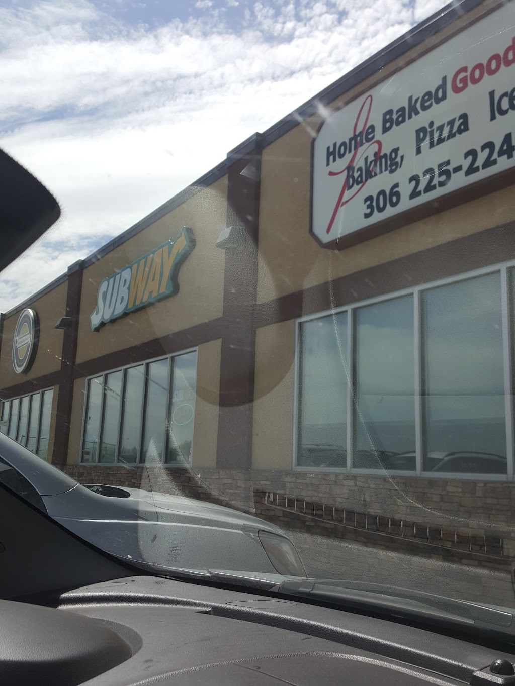 I & P Home Baked Goodness Ltd | 100a Hague North Access, Hague, SK S0K 1X0, Canada | Phone: (306) 225-2244