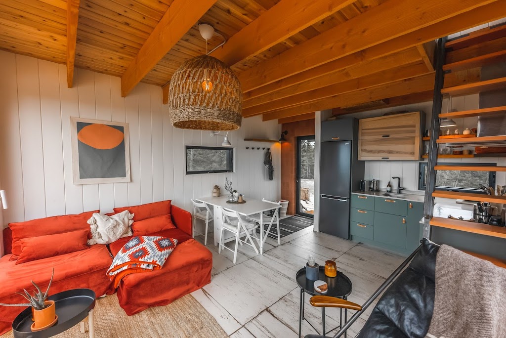 Le Cliff | 46 Chemin du Coyote, Lac-Beauport, QC G3B 0C9, Canada | Phone: (418) 473-7607
