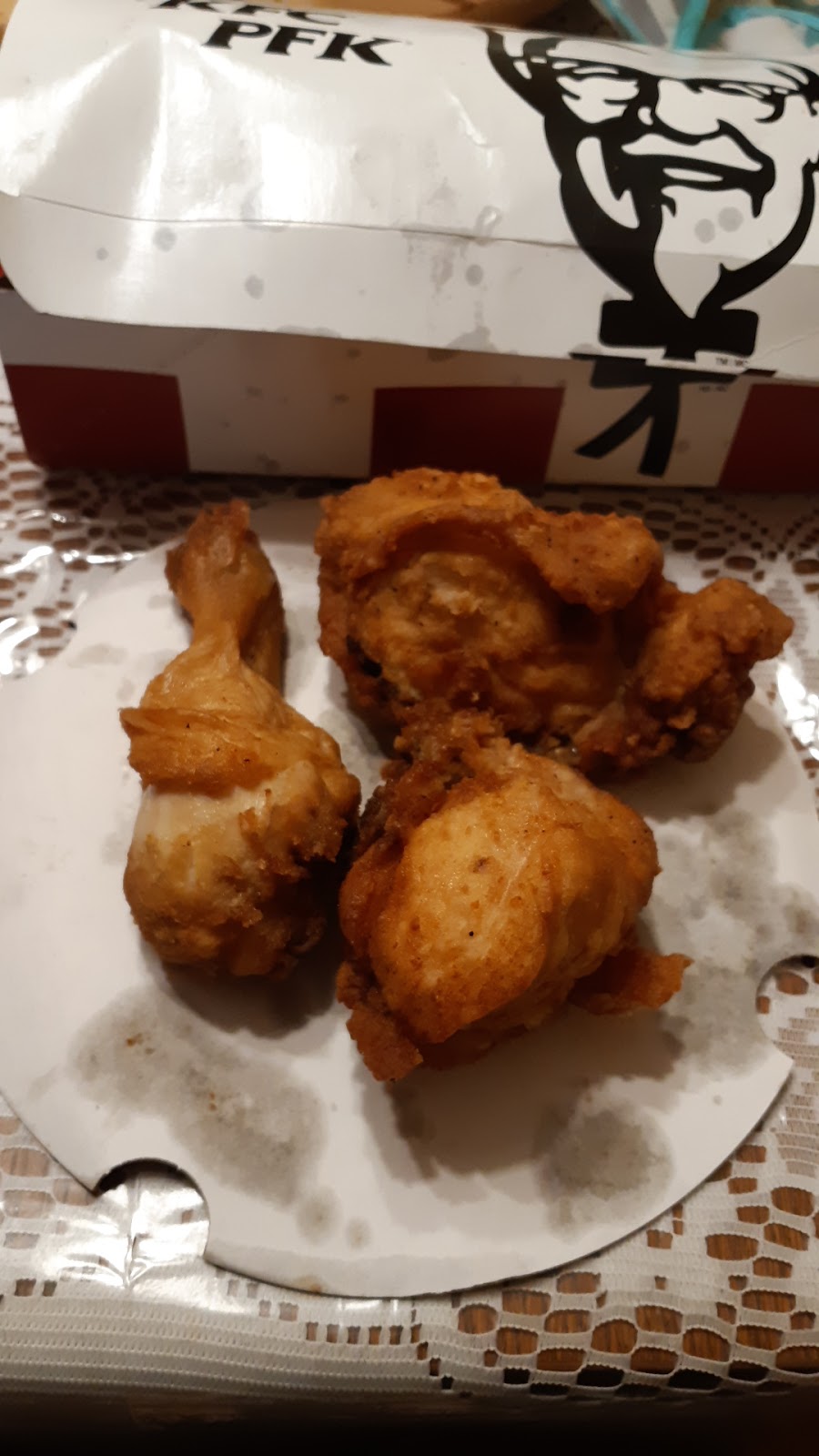 KFC | 9100 Jane St, Concord, ON L4K 0A4, Canada | Phone: (905) 738-2001