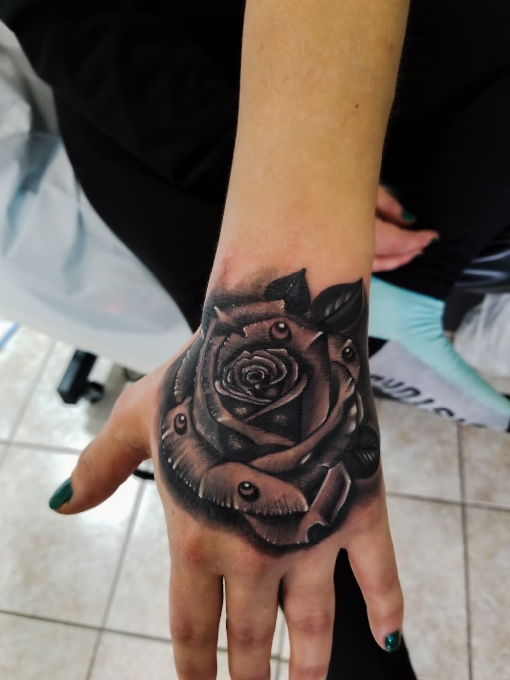 MID PRAIRIE TATTOO | 90 Brandt St Unit 4, Steinbach, MB R5G 0V8, Canada | Phone: (204) 392-3678