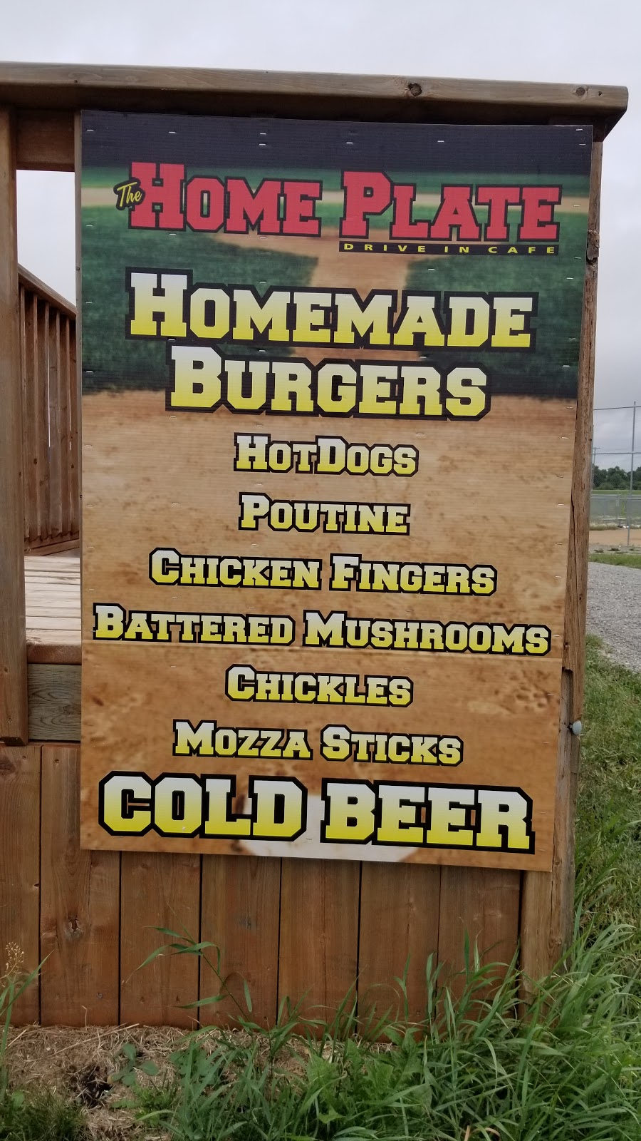 The Home Plate Drive In Cafe | 1147 Strathcona Rd, East Selkirk, MB R0E 0M0, Canada | Phone: (204) 481-4514
