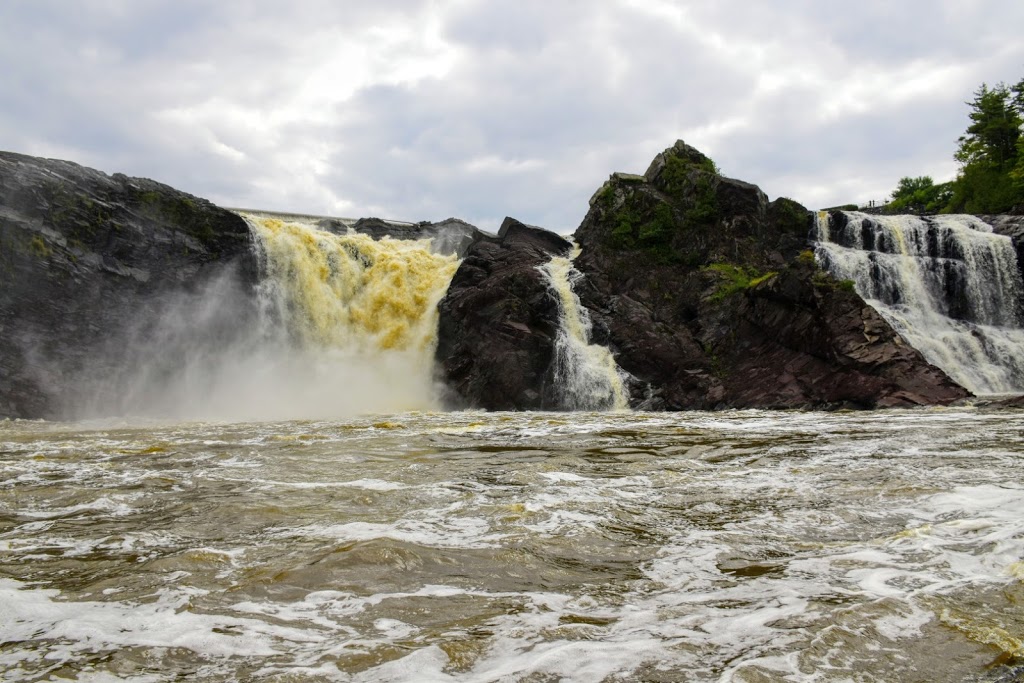 Chaudière River Falls，Levis | Chutes de la Chaudière, Lévis, QC G6X, Canada