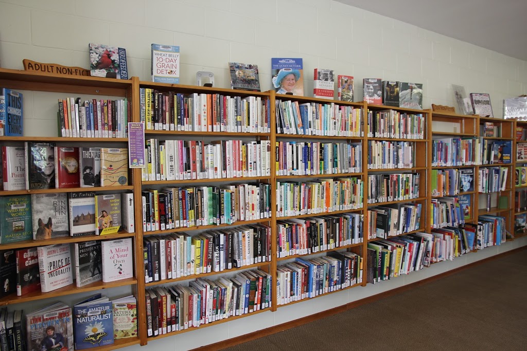 Haliburton County Public Library - Cardiff Branch | 2778 Monck Rd, Cardiff, ON K0L 1M0, Canada | Phone: (613) 339-2712