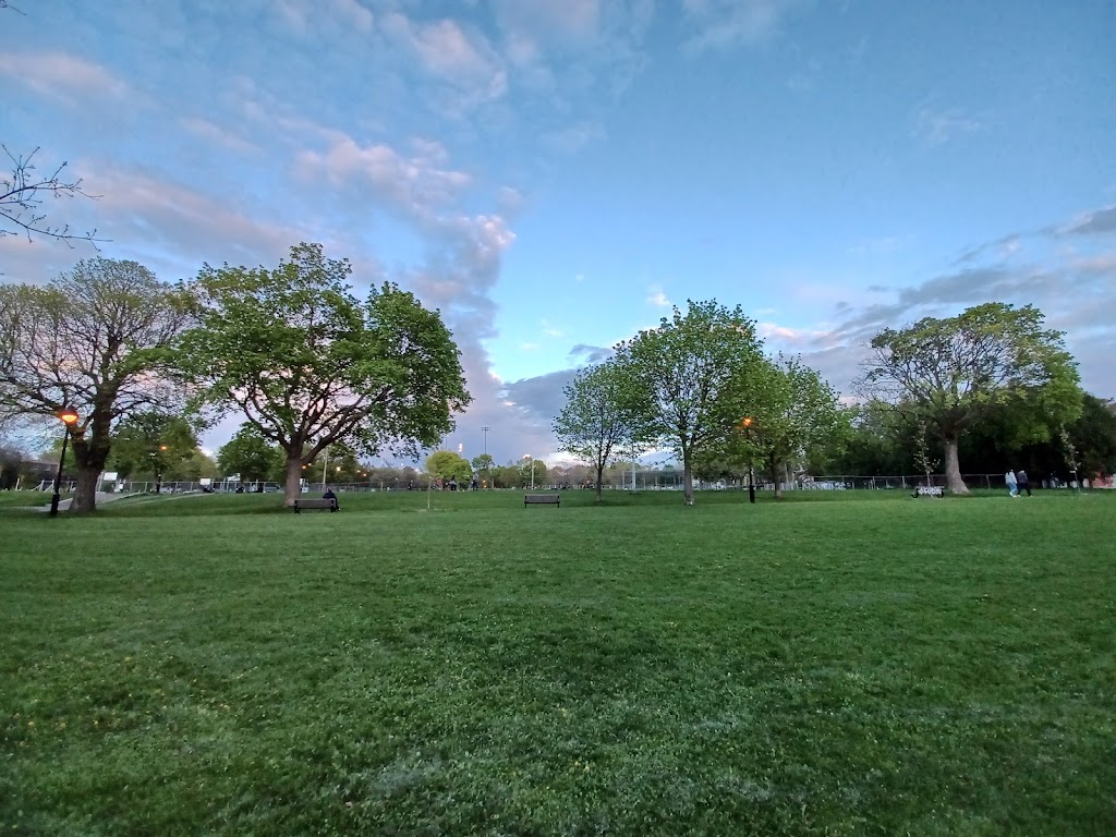 Beaubien Park | 6635 6e Av., Montréal, QC H1Y 2K8, Canada | Phone: (514) 872-0311