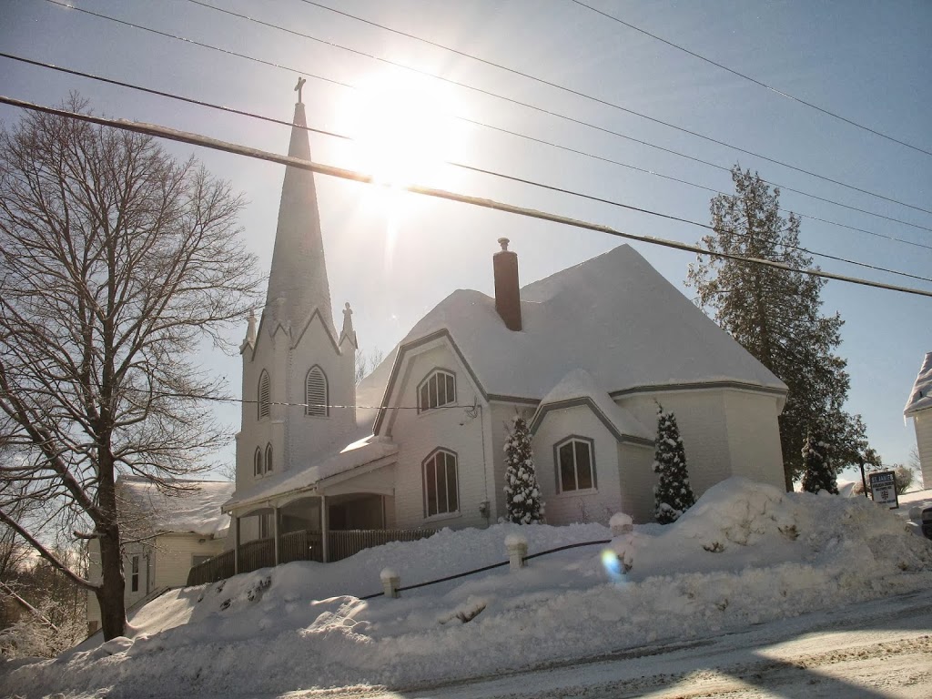 St. James Anglican Church | 11 Churchill Dr, Newport, NS B0N 2A0, Canada | Phone: (902) 757-2396