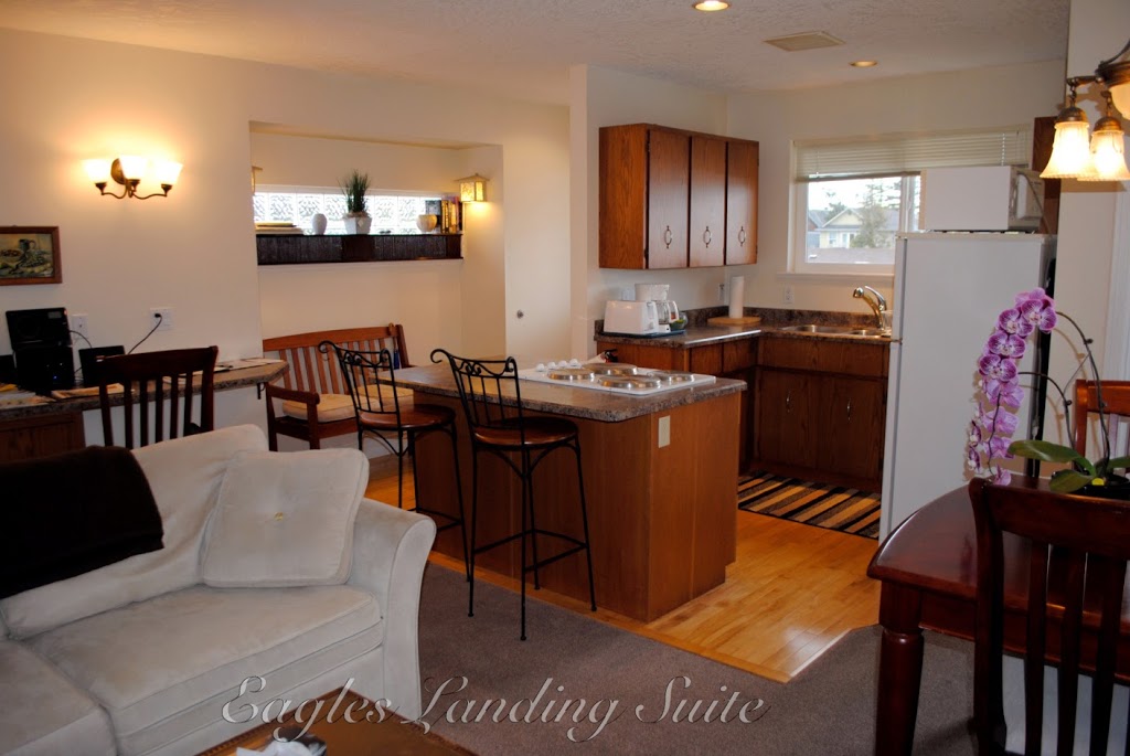 Corbett House B & B | 9651 4 St, Sidney, BC V8L 2Y8, Canada | Phone: (250) 656-8080