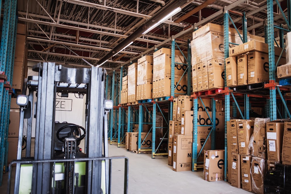 DISTRIK - Centre De Distribution | 20 Rue Boulet, Princeville, QC G6L 4M1, Canada | Phone: (844) 678-3246